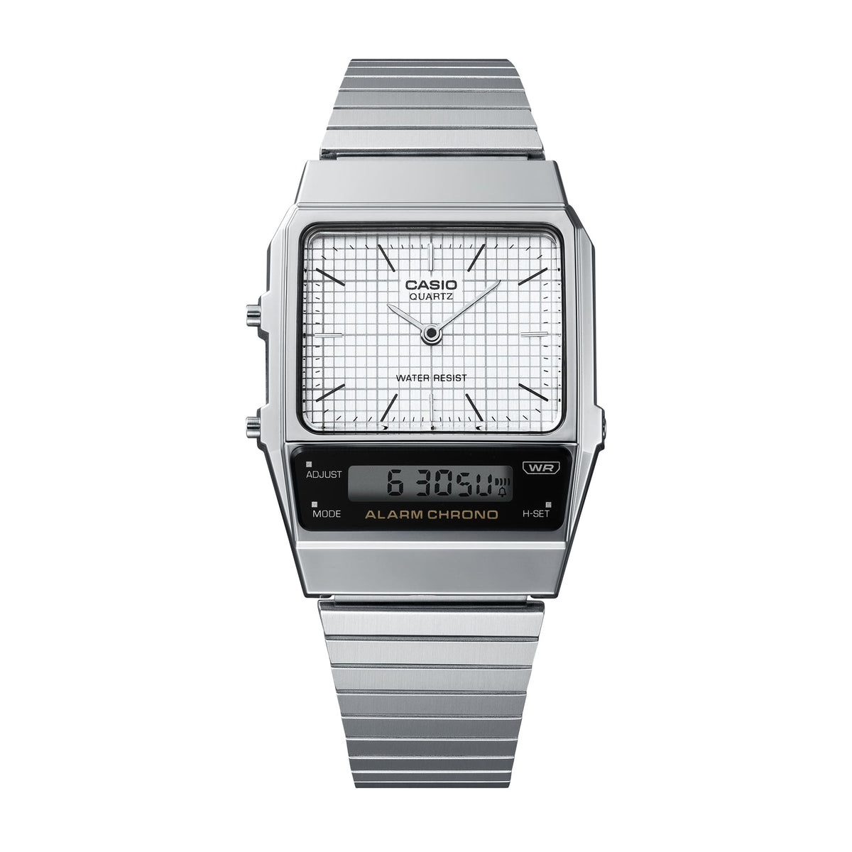 Casio Vintage AQ800E-7A silver steel bracelet and dial detail