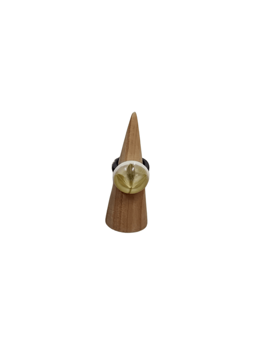 Yellow Leaf Resin Ring - Mu Shop